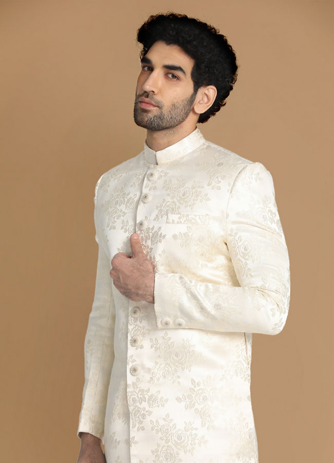 Manyavar on sale white sherwani